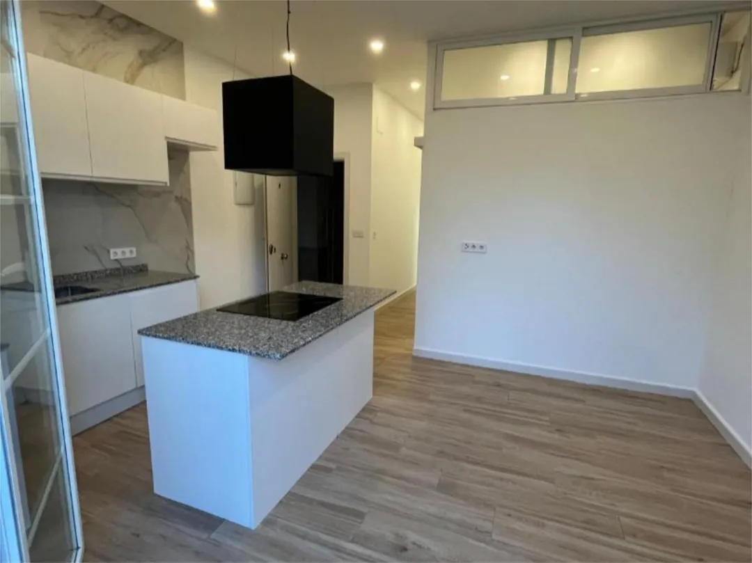 Piso en  Plaça Ruperto Chapí 2 - Foto 5