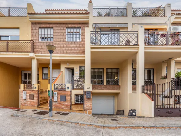 Chalet adosado en Calle Ordesa, 22 - Foto 2