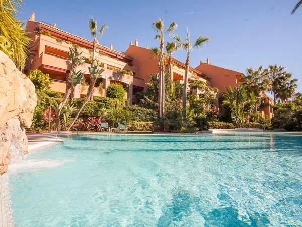 Piso en Alameda de las Brisas, 4, Bahía de Marbella - Foto 3