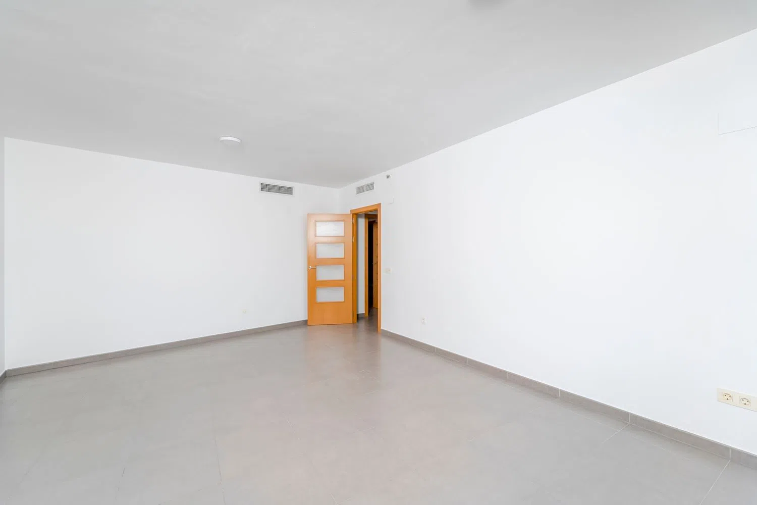 Piso en calle Carlos Climent González - Foto 3