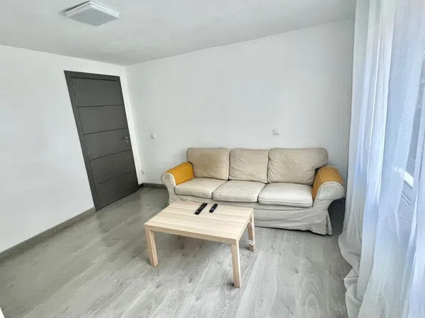 Piso en Avenida Mare de Déu de Bellvitge, Bellvitge - Foto 4