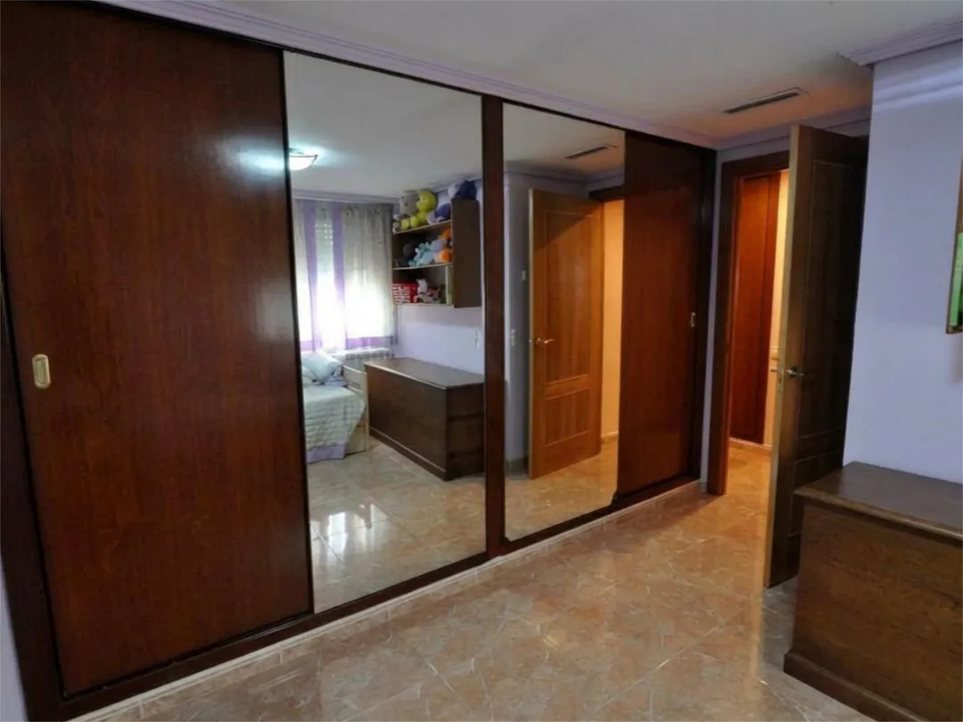 Piso en  Carrer de Carcaixent 4 - Foto 12