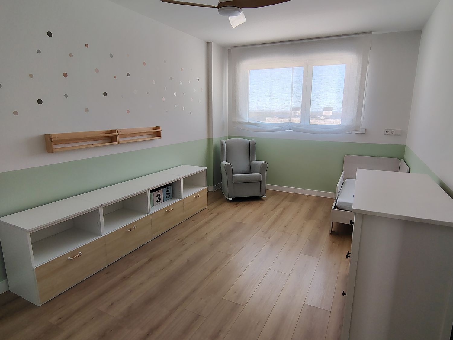 Chalet adosado en Primera Fase - Nuevo Tres Cantos - Foto 23