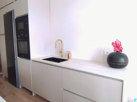 Piso en avenida Rafael Cabrera, 5 - Foto 2