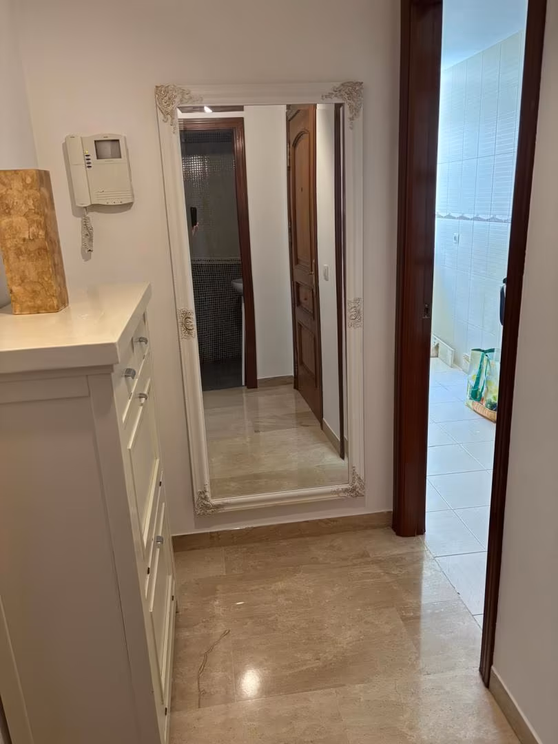 Piso en  Calle Pintor Palomino 25