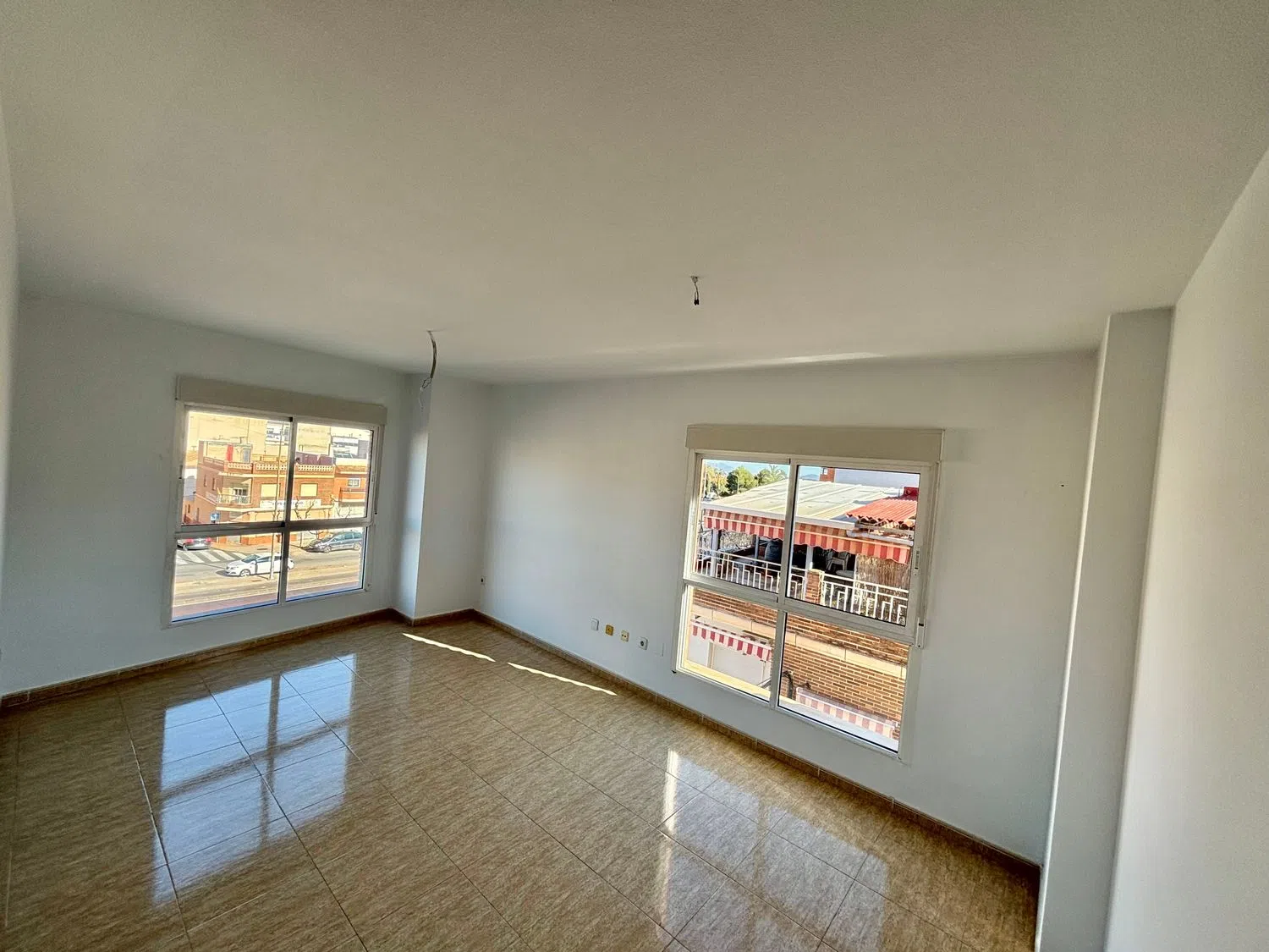 Piso en avenida Primero de Mayo, 105 - Foto 1