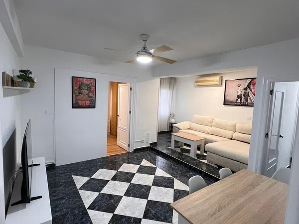 Piso en ronda Norte, 19