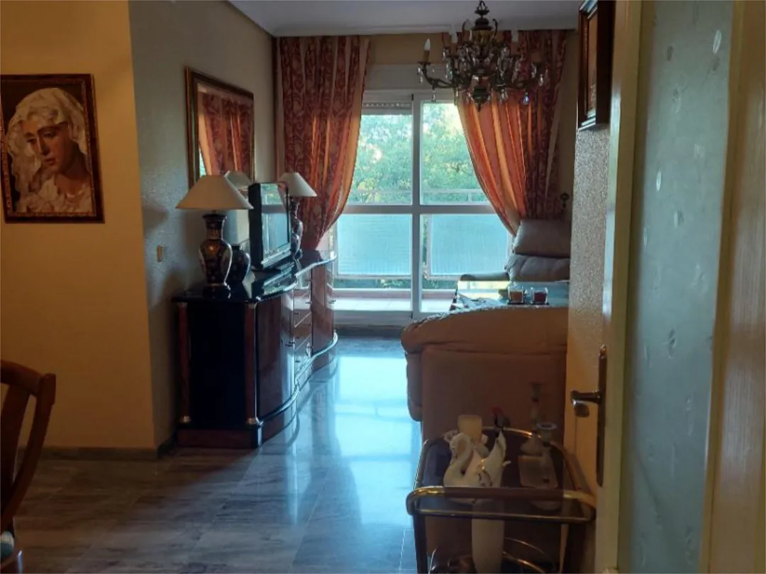 Piso en  Calle Cueva de Menga 3 - Foto 11