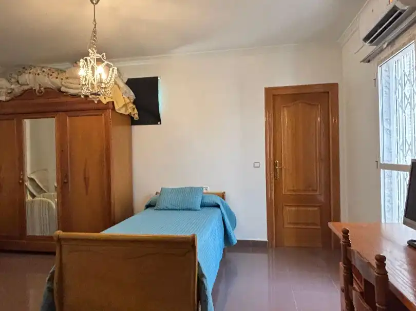Piso en  Calle Profesor Joaquín Hellín López 3 - Foto 9