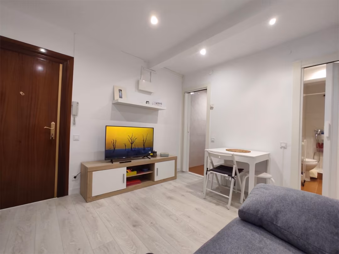 Piso en  Calle Cardenal Cisneros 30 - Foto 2