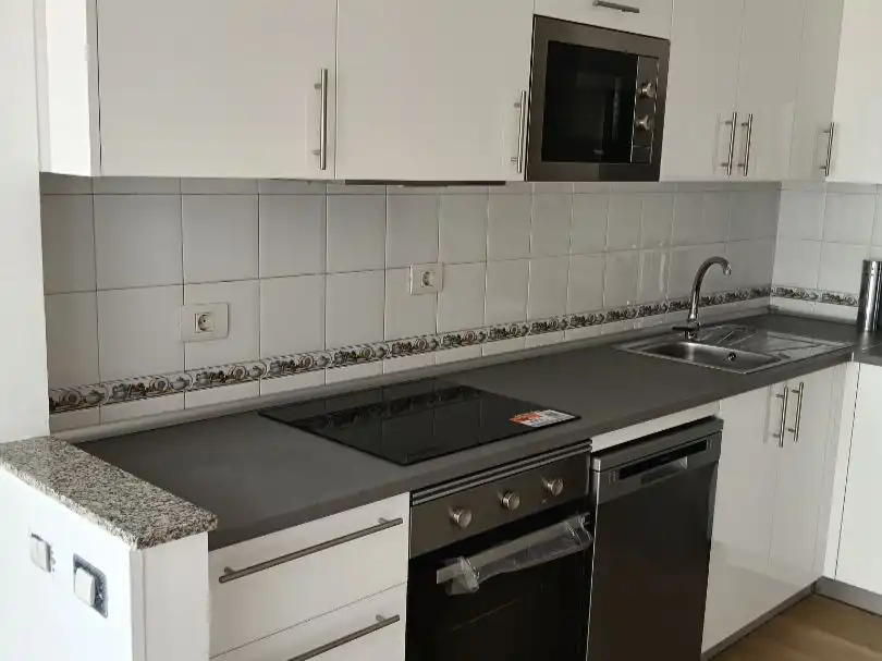 Casa adosada en  Avenida Touroperador Finnmatkat 9 - Foto 8