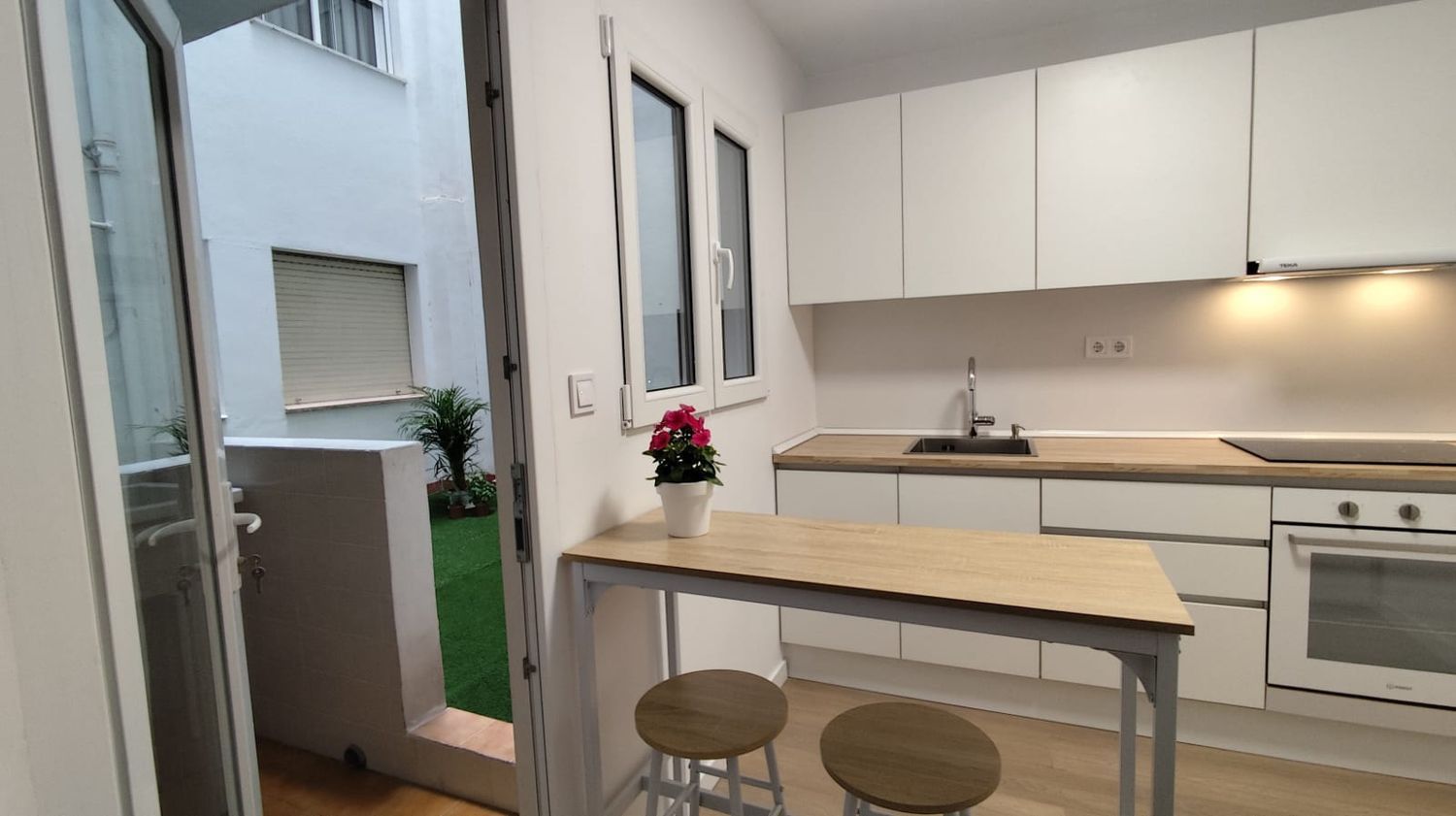 Piso en Avenida oscar espla, 26, Ensanche-Diputación - Foto 12