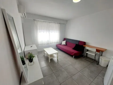 Estudio en calle de la Ballesta, 28