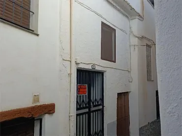 Casa adosada en  Calle Estación 3 - Foto 1