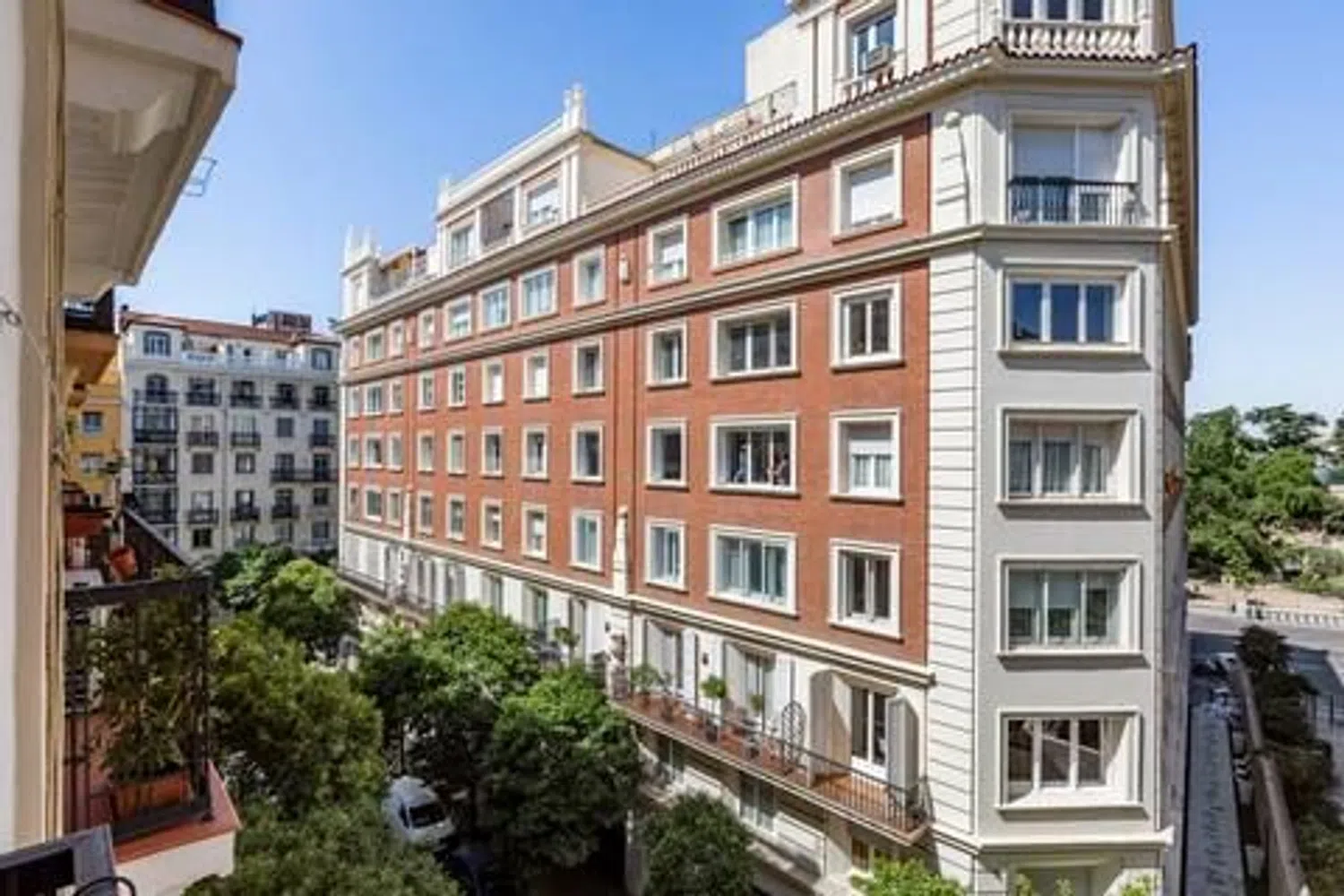 Piso en calle de Antonio Acuña, 25 - Foto 1