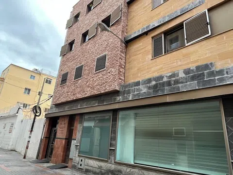 Piso en calle Doctor Miguel Rosas, 27