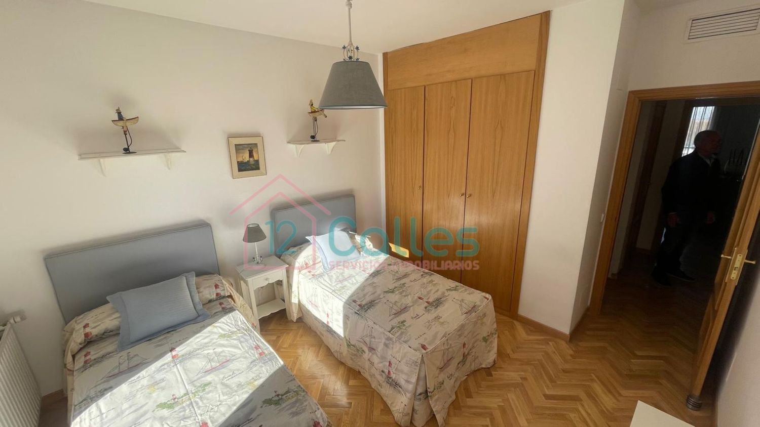 Chalet adosado en Calle Alhambra de Granada s/n, Nuevo Aranjuez-Ciudad de las Artes - Foto 27