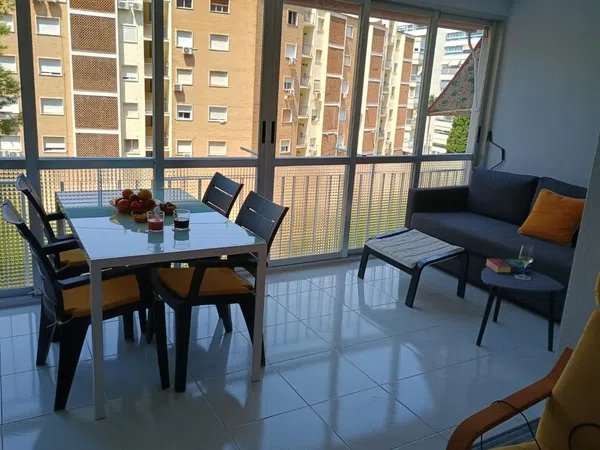 Piso en calle de Londres, 8