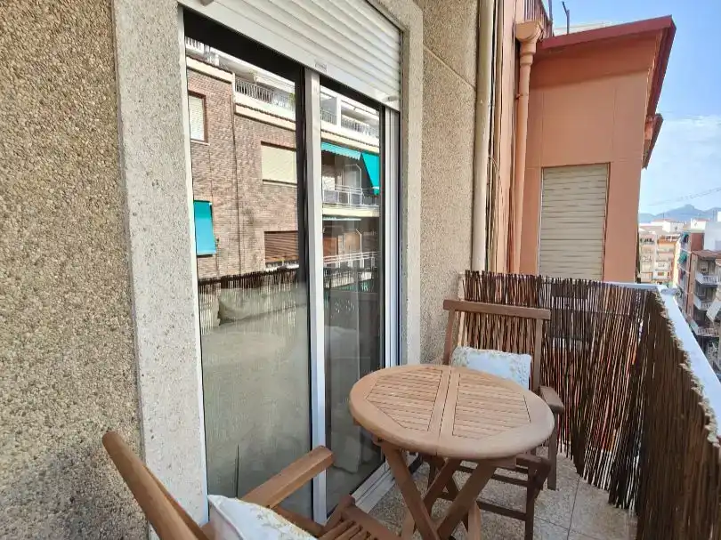 Piso en  Carrer Ramón y Cajal 2 - Foto 2