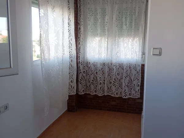 Piso en Avenida Ildefonso Marañón Lavín, 6, Parque Alcosa - Foto 11