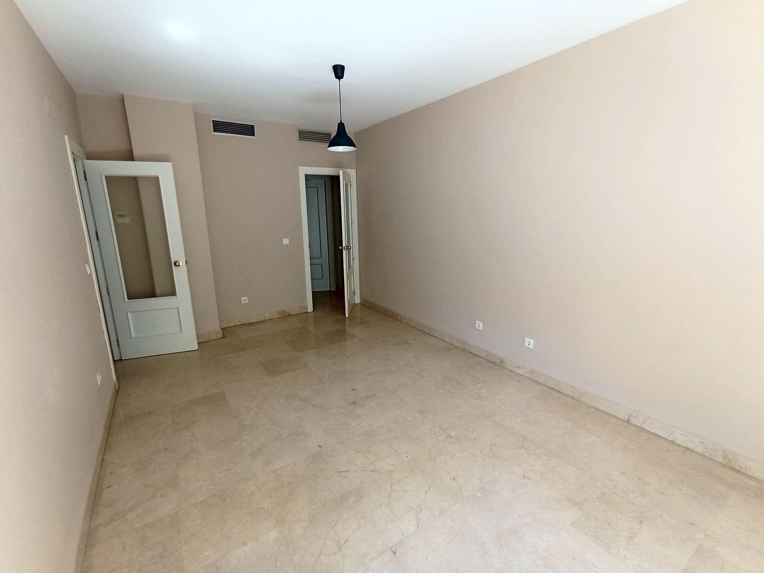 Piso en Avenida Virgen de la Esperanza, 31, Los Bermejales - Foto 2