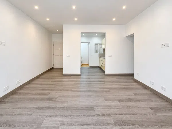 Piso en Calle Mariucha, 141, Schamann - Rehoyas - Foto 1