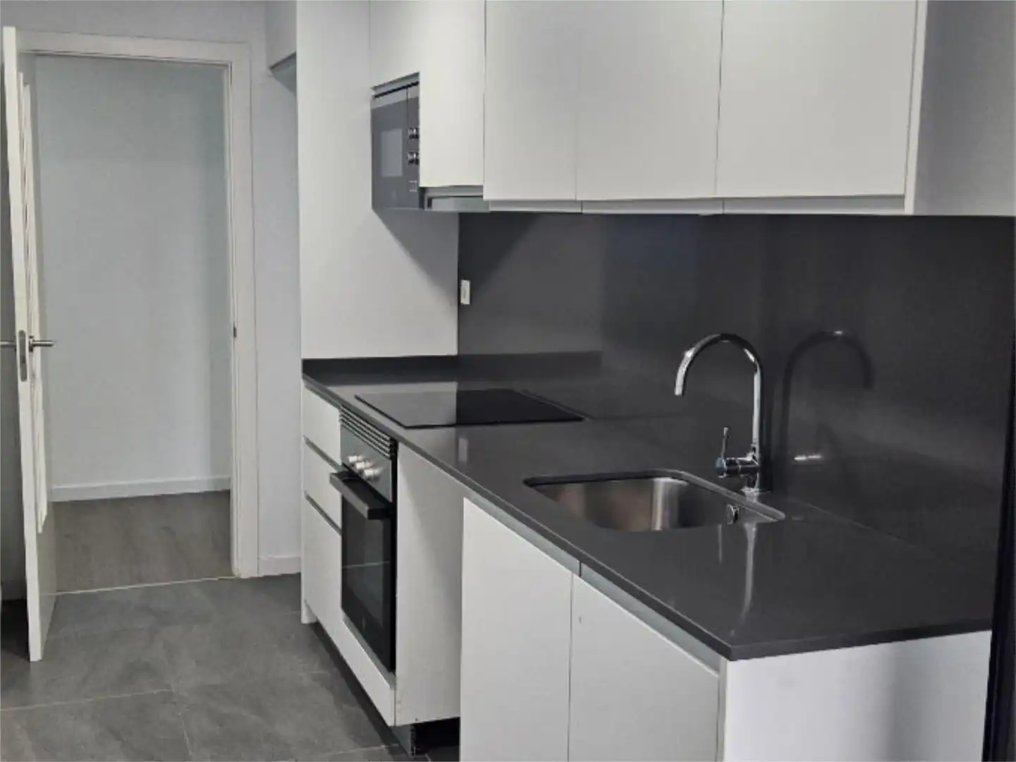 Piso en  Carrer de Màrius Verdaguer 2 - Foto 27