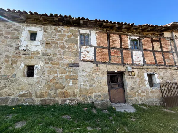Casa de pueblo en Calle La Iglesia s/n - Foto 1