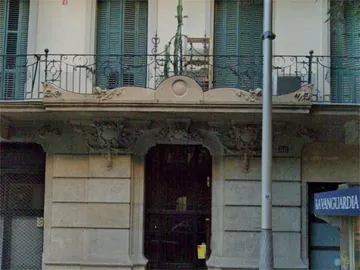Piso en  Carrer de Vilamarí 58 - Foto 1