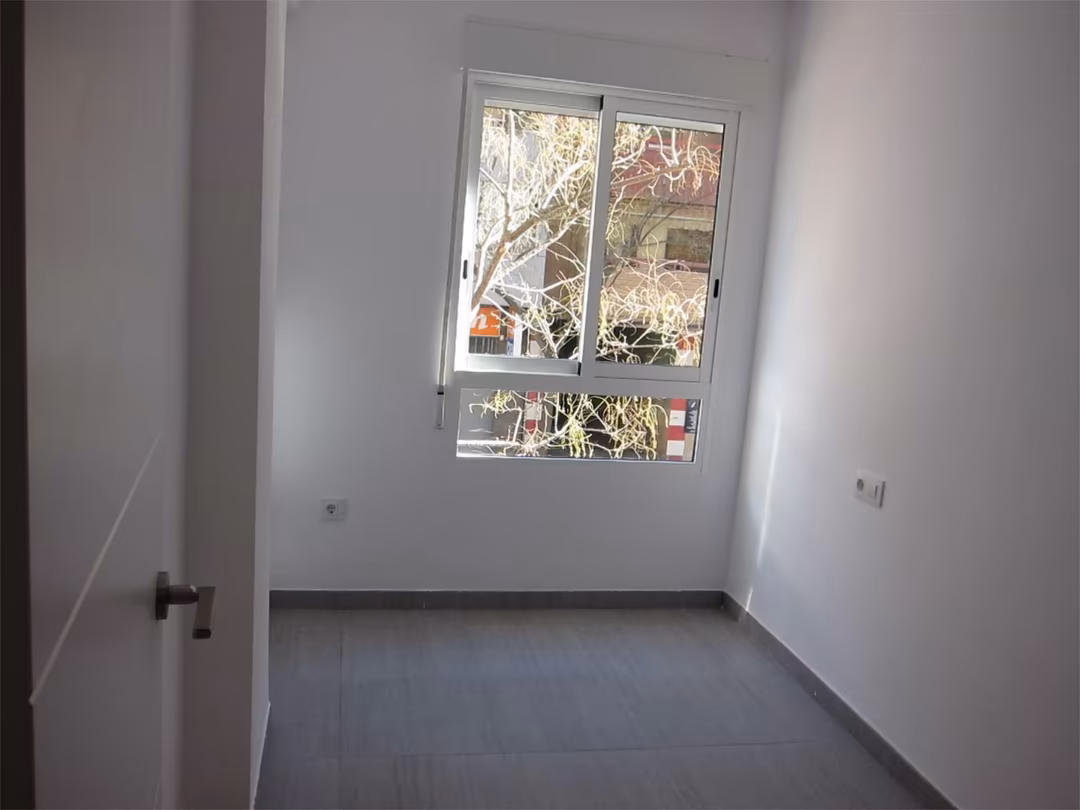 Piso en  Carrer del Ceramista Ros 16 - Foto 13