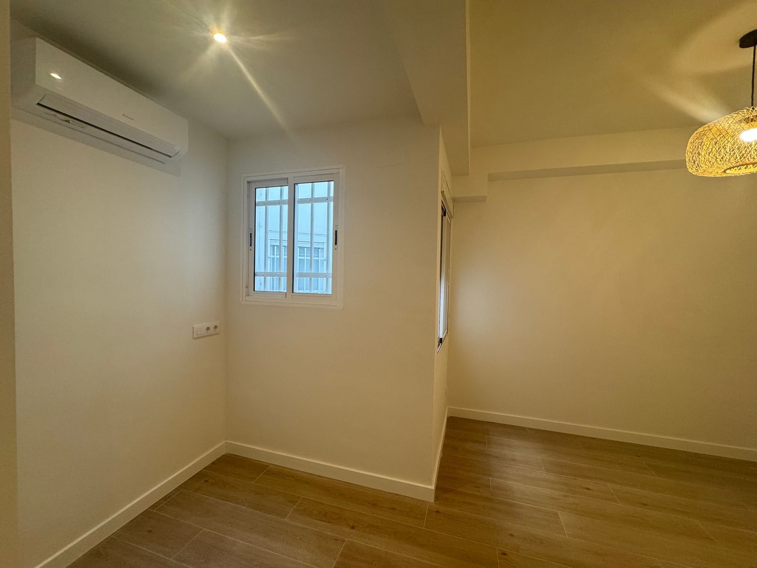 Piso en Barrio Parque de los Principes - Calle Niebla - Foto 6