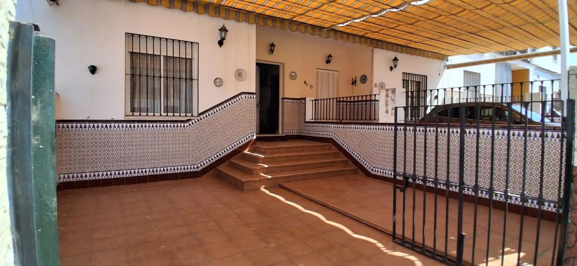 Casa adosada en  Calle Ramón y Cajal 8b - Foto 2