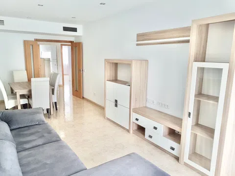 Piso en avenida Don Juan de Borbón, 202