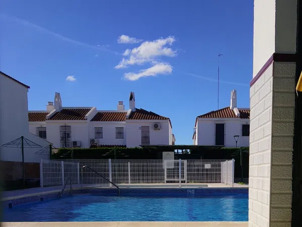 Chalet adosado en Calle Sarga, 18 - Foto 1