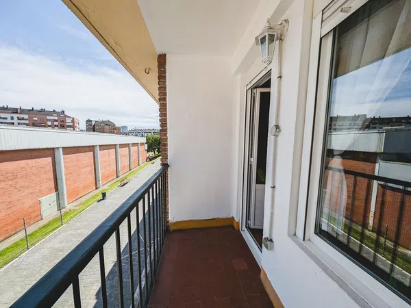 Piso en calle Hijas de la Caridad, 5 - Foto 2