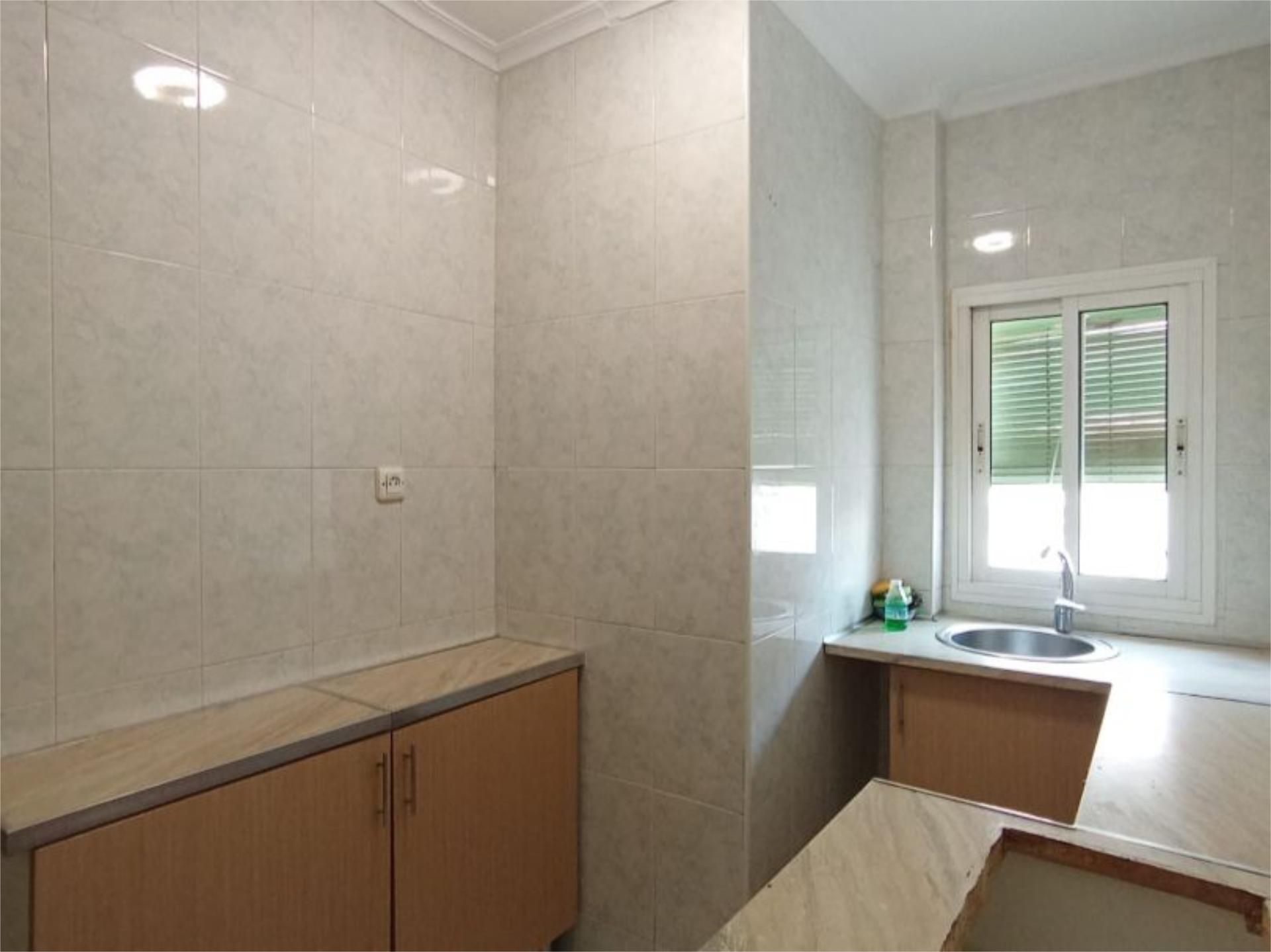 Piso en  Avenida del 28 de Febrero 2 - Foto 2