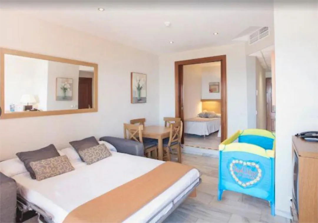 Apartamento en Benalmadena playa - Foto 5