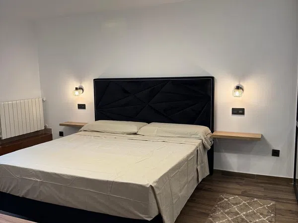 Chalet adosado en calle Bucarest, 30 - Foto 2