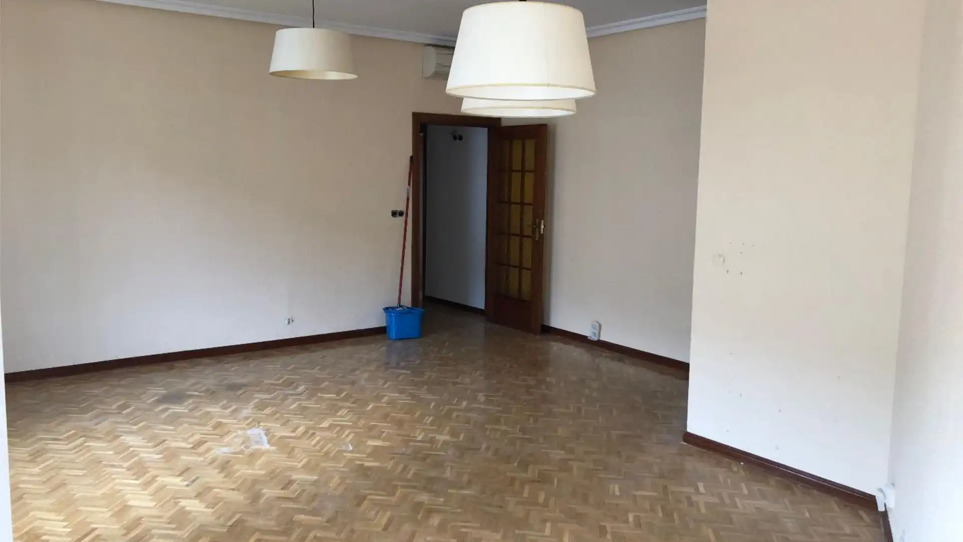 Piso en  Avenida de la Reina Victoria 21 - Foto 16