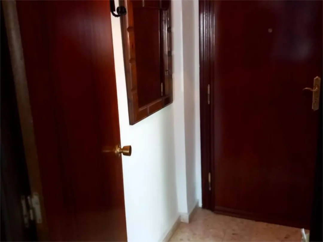 Piso en  Calle Santa Isabel 11 - Foto 2