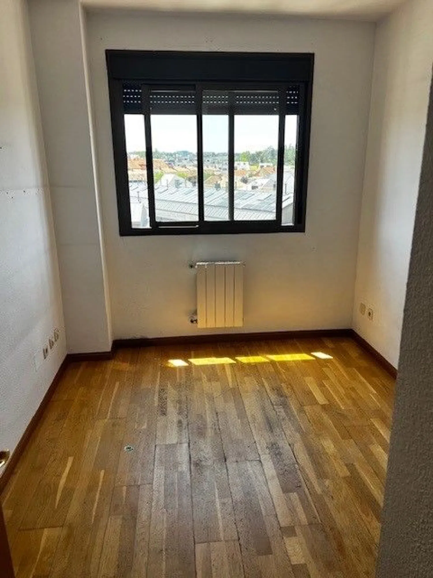Piso en calle Monasterios de Suso y Yuso, 23 a - Foto 26