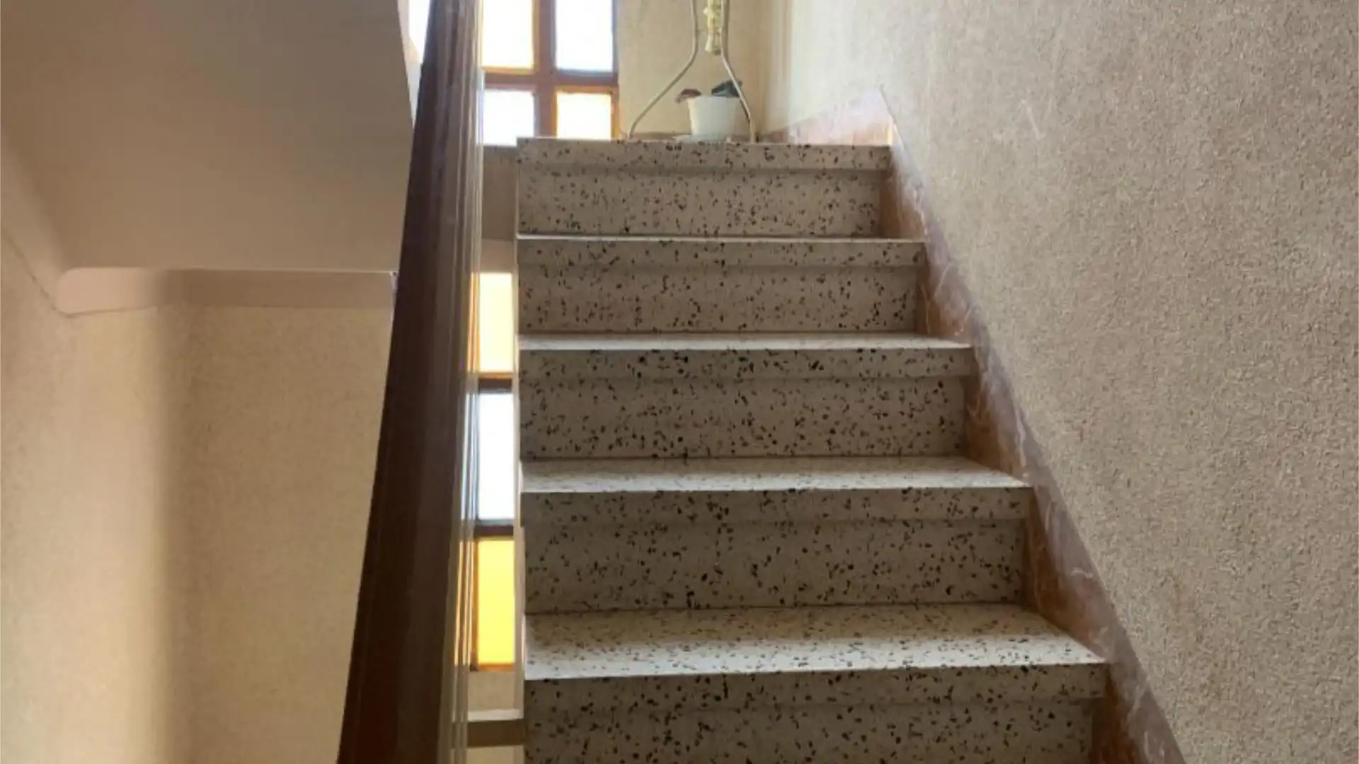 Casa adosada en  Carrer del Pirineu 1 - Foto 5