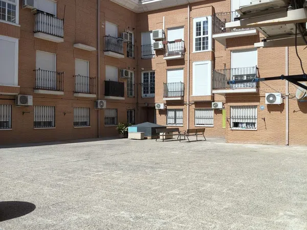 Piso en Calle Villalobos, 7 - Foto 2