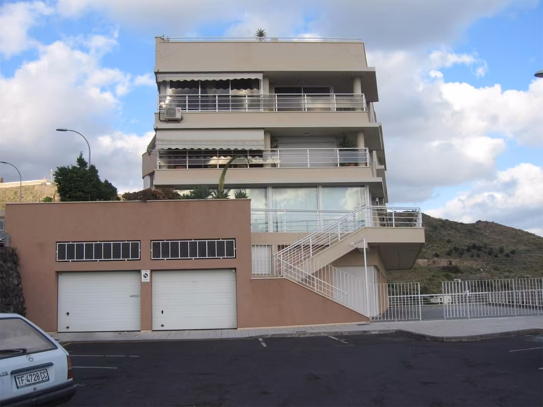 Piso en  Calle Rubens Marichal López 28