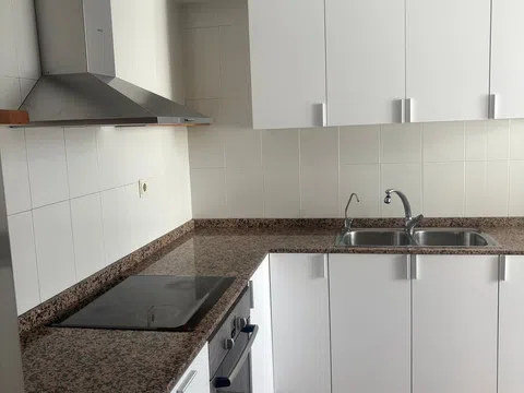 Piso en calle d'Emilio Lluch, 24