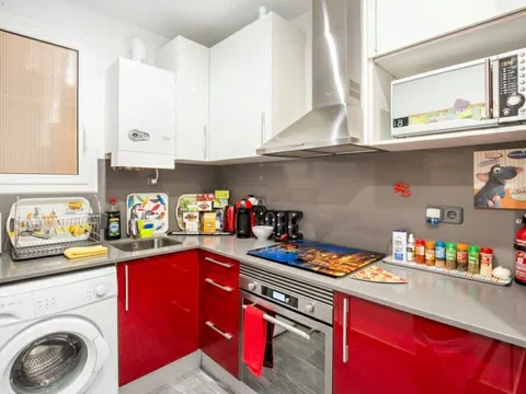 Piso en calle de Vi,..lamarí,., 80