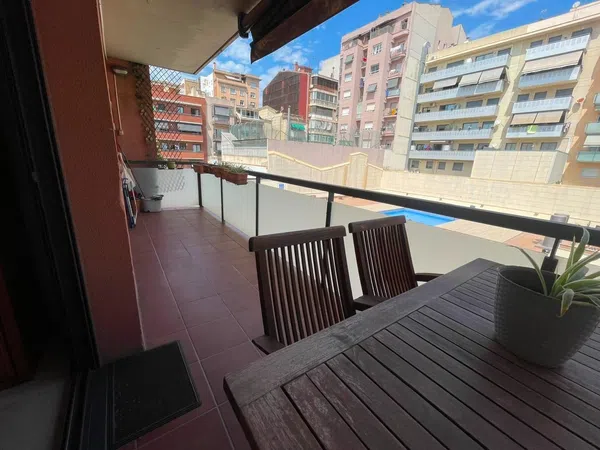Piso en Calle de Robrenyo, Sants - Foto 1