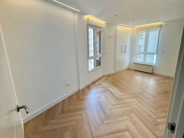 Piso en Calle Victor Chavarri, 19, Salesas-Foncalada-Campoamor - Foto 22