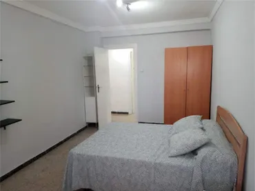 Piso en Universidad - Foto 4