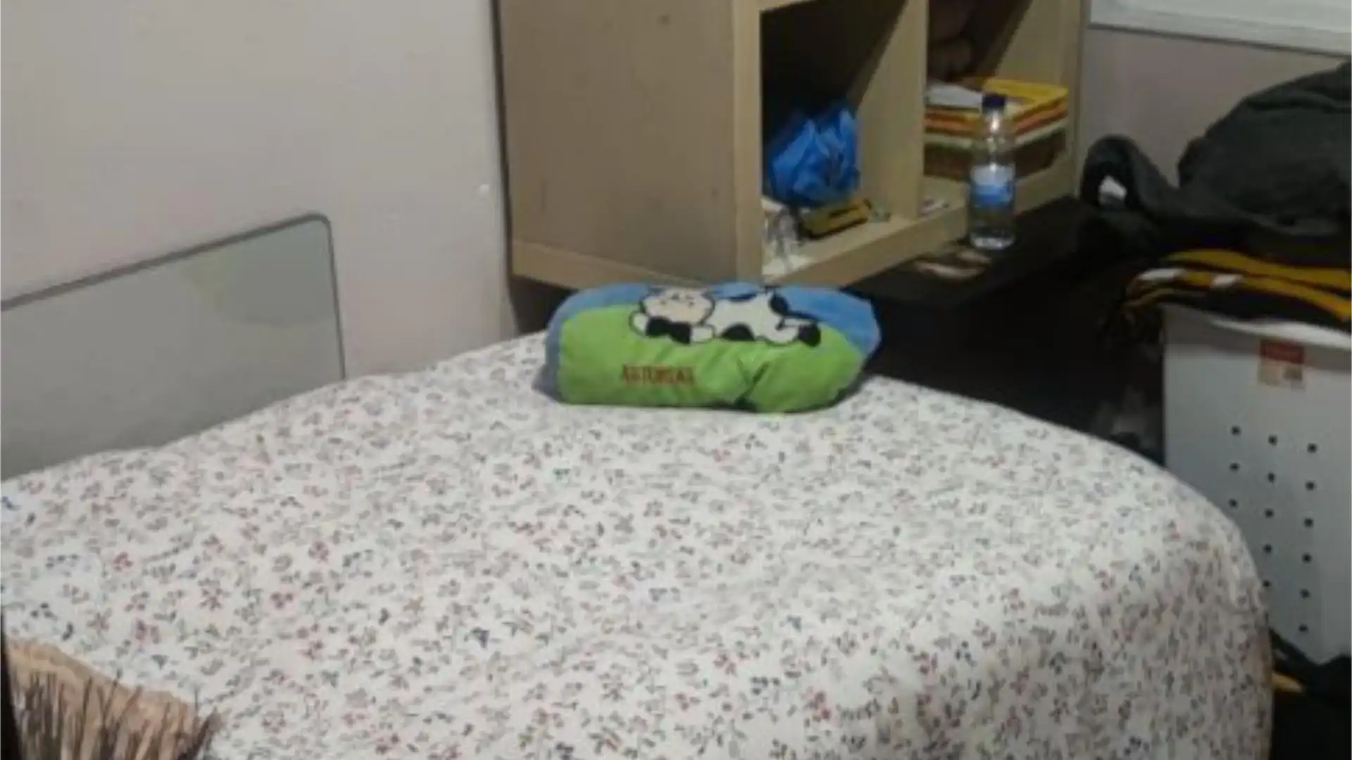 Casa adosada en  Carrer de l'Abat Escarré 34 - Foto 8